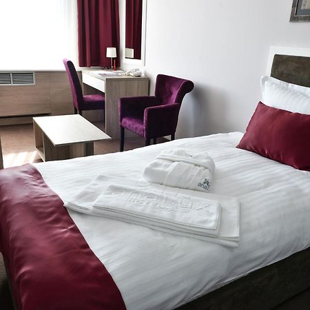 פירוט Hotel Ana Lux Spa מראה חיצוני תמונה