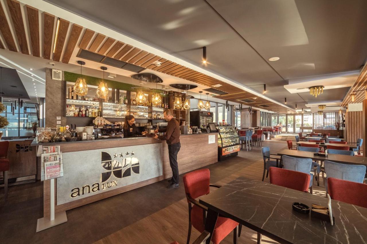 פירוט Hotel Ana Lux Spa מראה חיצוני תמונה