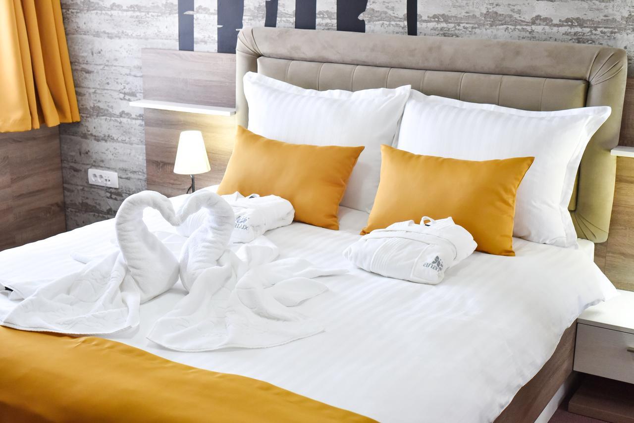 פירוט Hotel Ana Lux Spa מראה חיצוני תמונה