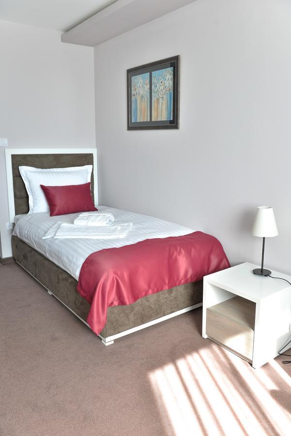 פירוט Hotel Ana Lux Spa מראה חיצוני תמונה