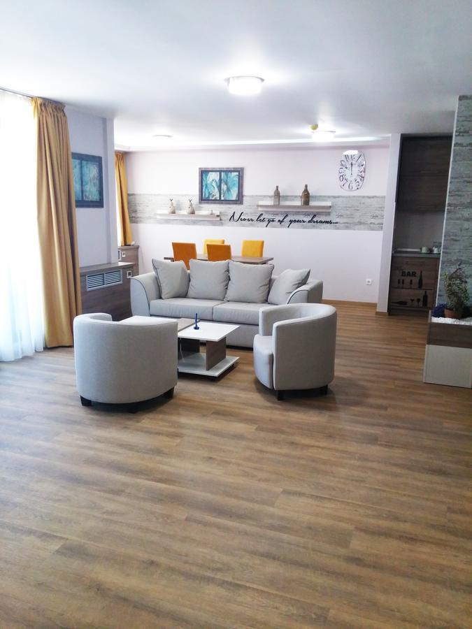 פירוט Hotel Ana Lux Spa מראה חיצוני תמונה