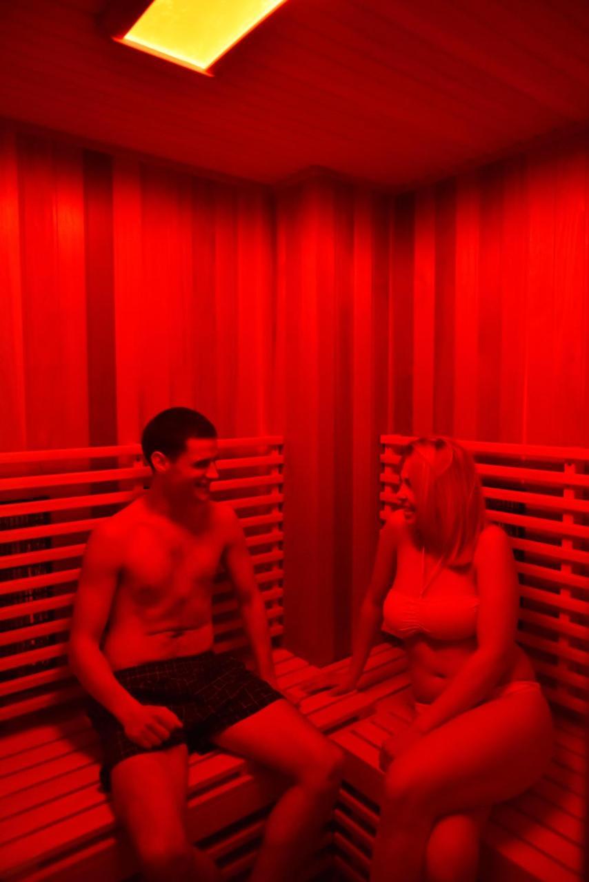 פירוט Hotel Ana Lux Spa מראה חיצוני תמונה
